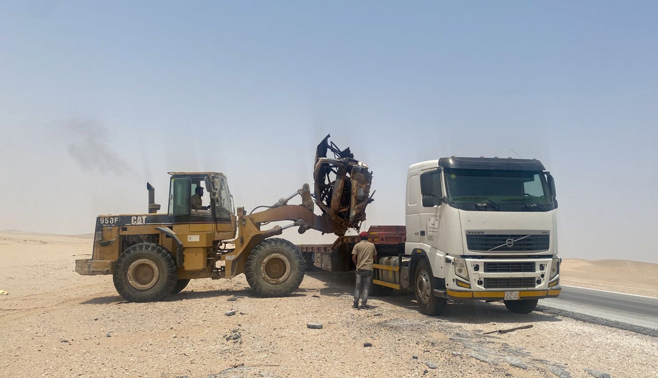 Controlling (two random slaughterhouses) and removing 64 damaged car bodies in Batha